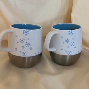 Starbucks mugs two White and blue Starbucks coffee / Tea mug set